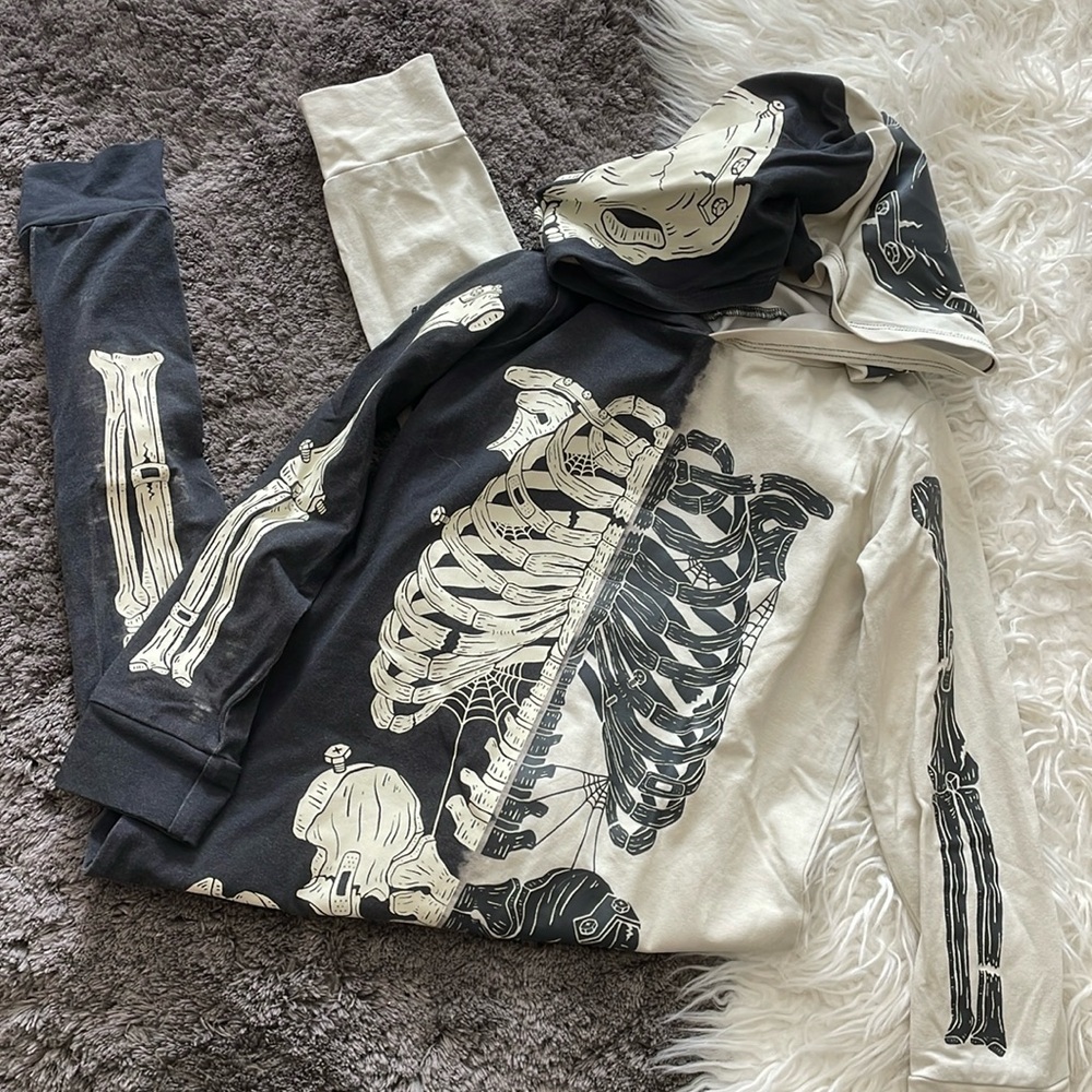Rags 5/6 Skeleton Romper Excellent Condition
